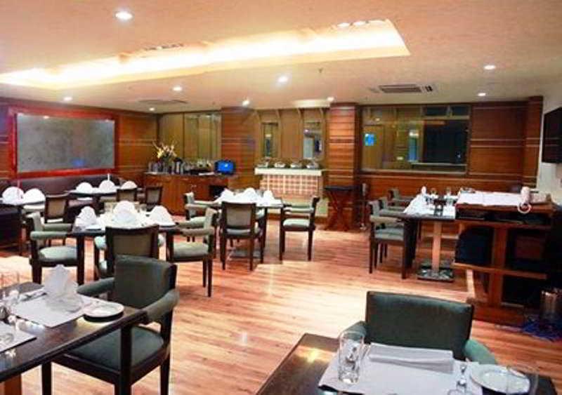 Comfort Inn Gsk Amritsar Luaran gambar